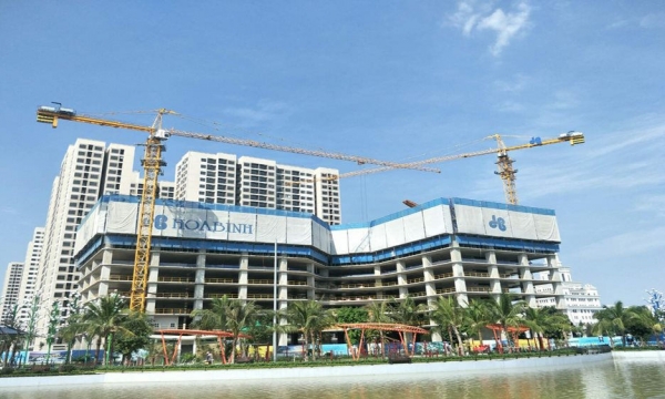 Giữa nội chiến, Tập đoàn Hoà Bình tung tiền mua lại trước hạn 250 tỷ đồng trái phiếu