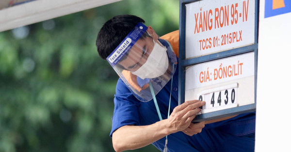 Giá mặt hàng xăng dầu đồng loạt giảm