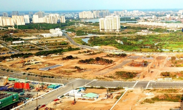 Xem xét giải pháp miễn giảm các loại thuế phí liên quan đến đất