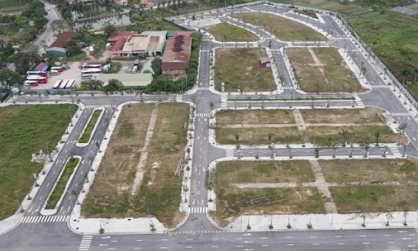 Tin bất động sản ngày 28/4: Hà Nội bãi bỏ văn bản tạm dừng tách thửa đất