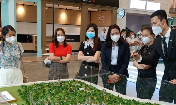 Chính phủ tiếp tục đề xuất giao dịch bất động sản phải qua sàn