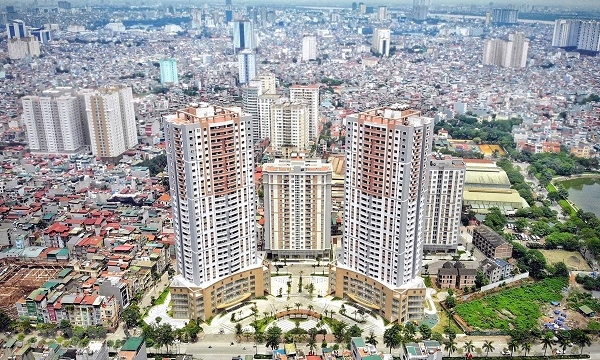 Nhiều doanh nghiệp lỗ nặng, thị trường bất động sản 'nín thở'