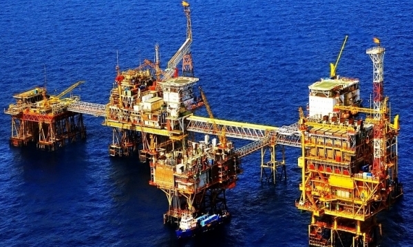 Giá xăng dầu thế giới hôm nay (5/5): Phục hồi nhẹ sau phiên trượt dốc