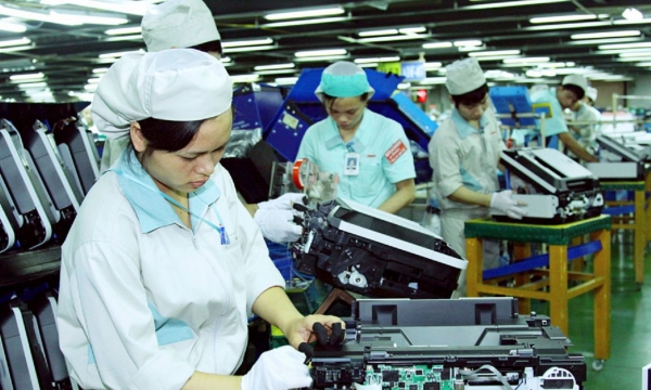 Xuất khẩu các nhóm hàng chủ lực sụt giảm mạnh