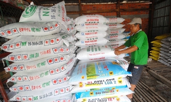 Giá phân bón hôm nay 15/6: Nhu cầu Kali chậm