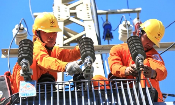 Nợ vay tài chính của Tập đoàn Điện lực Việt Nam đang giảm