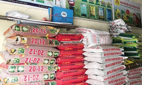 Giá phân bón hôm nay 22/7: Giao dịch hạn chế