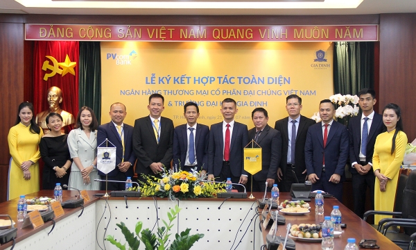 PVcomBank hợp tác toàn diện với Trường Đại học Gia Định hướng tới phát triển bền vững