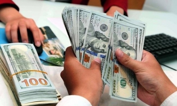 Tin ngân hàng ngày 17/8: Doanh nghiệp được “nới” điều kiện vay vốn nước ngoài