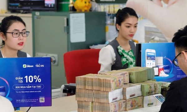 Tin ngân hàng ngày 25/8: Lãi suất qua đêm liên ngân hàng giảm xuống dưới 0,2%