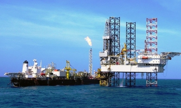 Giá xăng dầu hôm nay (26/8): Dầu thô tiếp đà tăng giá