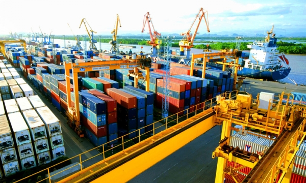 Tổng trị giá xuất nhập khẩu hàng hóa của Việt Nam đạt 402,61 tỷ USD