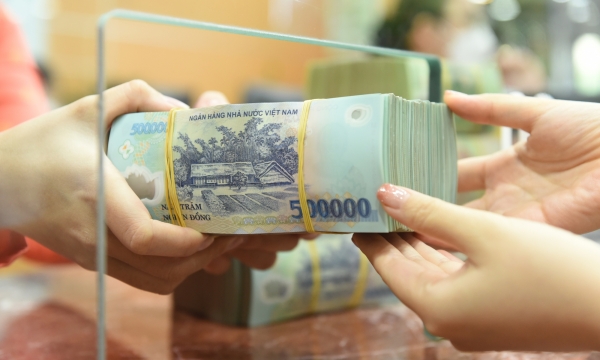 Hai “ông lớn” ngân hàng cho vay trả nợ nhà băng khác với lãi suất thấp nhất 6%