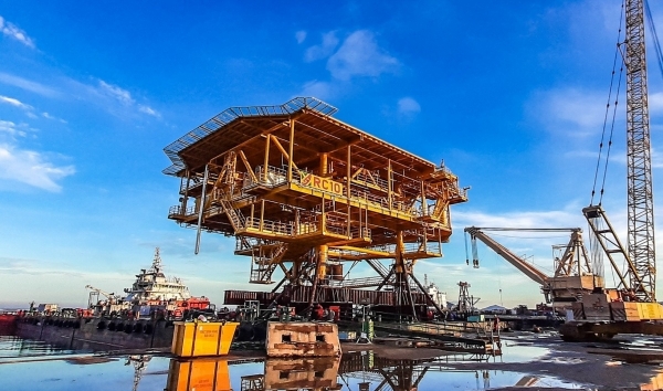 Giá xăng dầu hôm nay (14/9): Dầu thô đi ngang