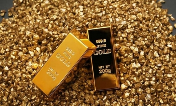 Cuối tuần, giá vàng tiếp tục tăng mạnh