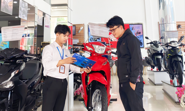 Mcredit ưu đãi trả góp từ 747.000 đồng/tháng cho khách hàng mua xe máy Honda