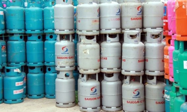 Giá gas tăng lần thứ 4 liên tiếp