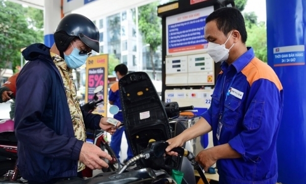 Phòng ngừa đứt gãy nguồn cung xăng dầu trong dịp Tết Nguyên đán 2024
