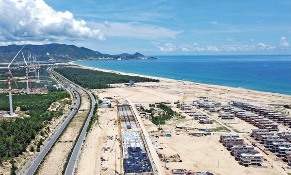 Tin bất động sản ngày 12/1: Bình Định thu hồi đất tại dự án Khu du lịch Dviews Resort