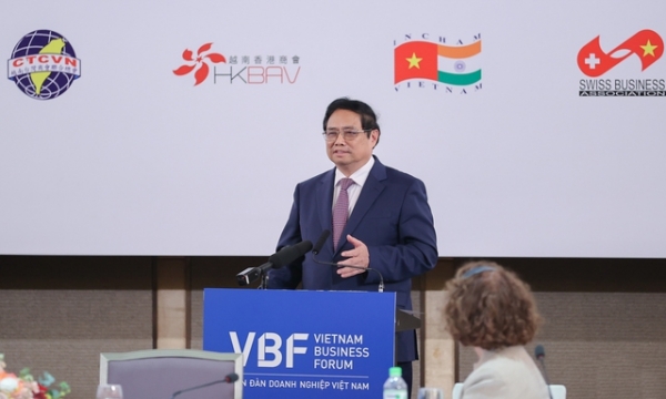 Thủ tướng: Việt Nam cam kết '3 bảo đảm', đẩy mạnh '3 đột phá' với nhà đầu tư