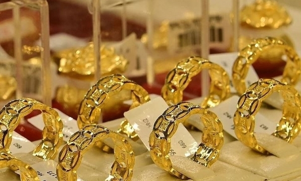 Giá vàng hôm nay (12/4): Thị trường trong nước và thế giới trái chiều