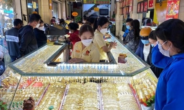 Tin ngân hàng ngày 17/5: Yêu cầu ngân hàng kết nối hóa đơn điện tử khi mua bán vàng