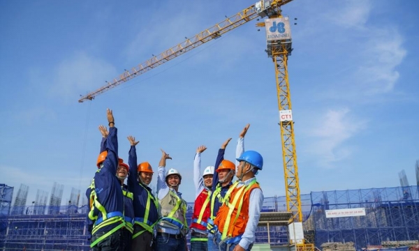 Nợ vay khủng, Xây dựng Hòa Bình liên tục thoái vốn khỏi các đơn vị thành viên