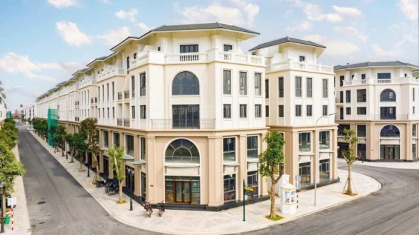 Điểm tin Xây dựng - bất động sản ngày 9/9: Giá căn hộ tại Hà Nội đang tiến gần mức giá biệt thự, liền kề