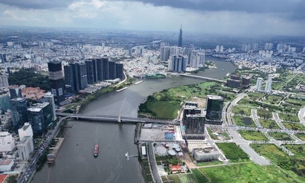 Thành phố Hồ Chí Minh cho tạm áp dụng bảng giá đất hiện hành để tính thuế