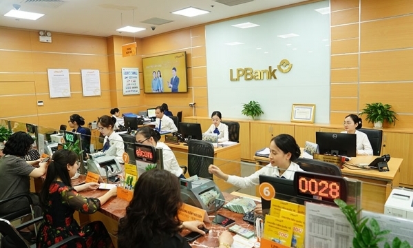 Điểm tin ngân hàng ngày 5/10: LPBank tăng mạnh lãi suất tiết kiệm