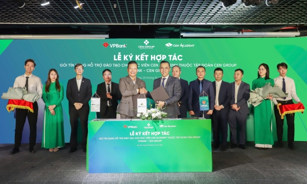 VPBank và Cen Academy ký kết hợp tác hỗ trợ tín dụng đào tạo cho các học viên