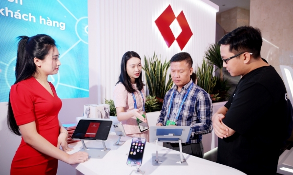 Techcombank tạo dấu ấn tại Smart Banking 2024: Giải pháp ngân hàng số “vượt trội” Techcombank Mobile