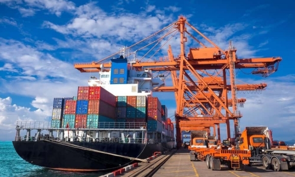 Cán cân thương mại hàng hóa thặng dư 23,28 tỷ USD