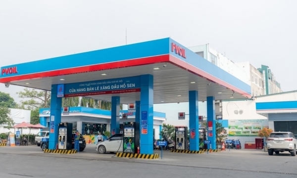 Giá xăng RON95 tăng nhẹ