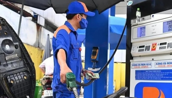 Giá các mặt hàng xăng dầu đồng loạt tăng trở lại
