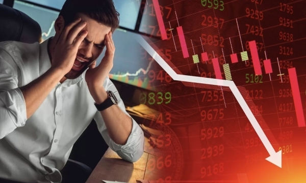 Tin nhanh chứng khoán ngày 30/12: Thị trường chìm trong sắc đỏ, thanh khoản giảm mạnh