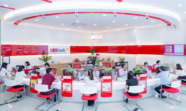 Đẩy mạnh kinh doanh số, HDBANK báo lãi 6 tháng 10.068 tỉ đồng, ROE lên tới 26,5%