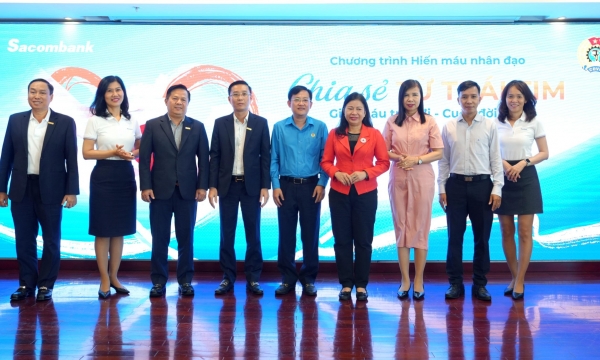 Sacombank tiếp nối hành trình 'Chia sẻ từ trái tim' 2025