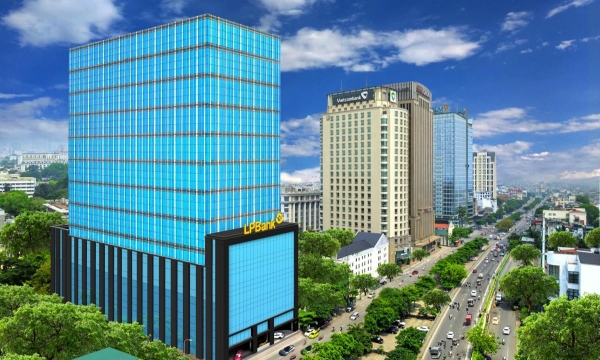 LPBank tích cực huy động vốn và chi nghìn tỷ tất toán trái phiếu