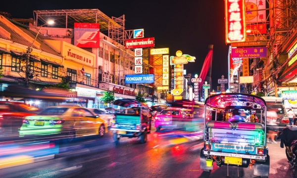 Khi những điểm đến luôn “sáng đèn”, ngành du lịch “sáng cửa” cạnh tranh