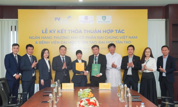 PVcomBank ký kết hợp tác toàn diện với Bệnh viện và trường Đại học tại tỉnh Long An