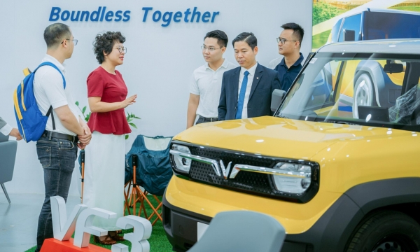 GSM ra mắt nền tảng Xanh SM Platform, chính thức phân phối ô tô điện VinFast VF 3 và VF 5 tại Lào