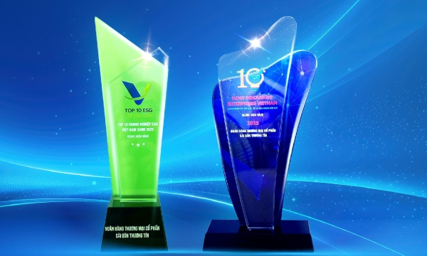 Sacombank đạt 2 giải thưởng VIE 10 và ESG 10 - khẳng định mục tiêu kinh doanh hiệu quả và phát triển bền vững