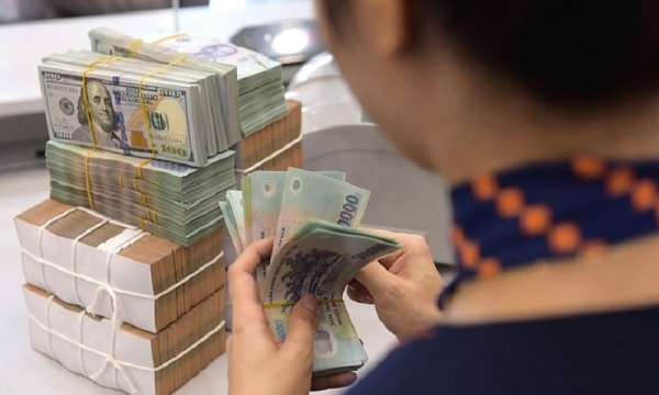 Thị trường trái phiếu doanh nghiệp, bất động sản vẫn gặp khó