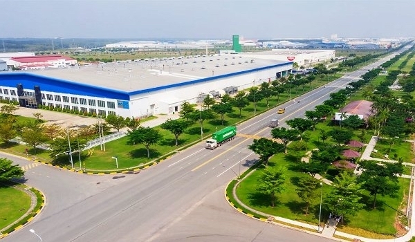 Doanh nghiệp địa ốc 'bẻ lái' vào các lĩnh vực kinh doanh mới