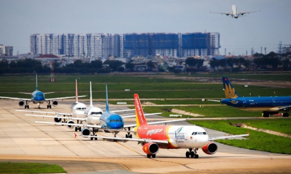 Thông tin 'Việt Nam chính thức cấm nhập cảnh hết năm 2021 với người nước ngoài' là giả