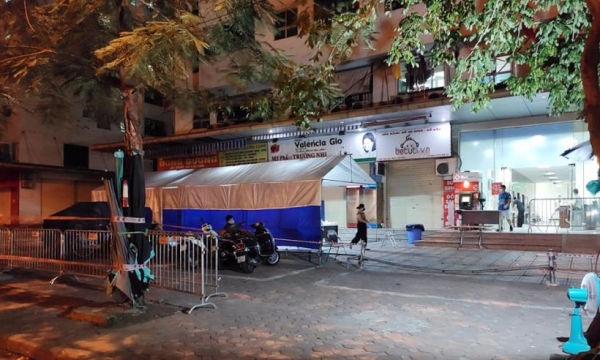 Chung cư HH4C Linh Đàm thêm 13 ca COVID-19: Phong tỏa tạm thời, dựng lều dã chiến