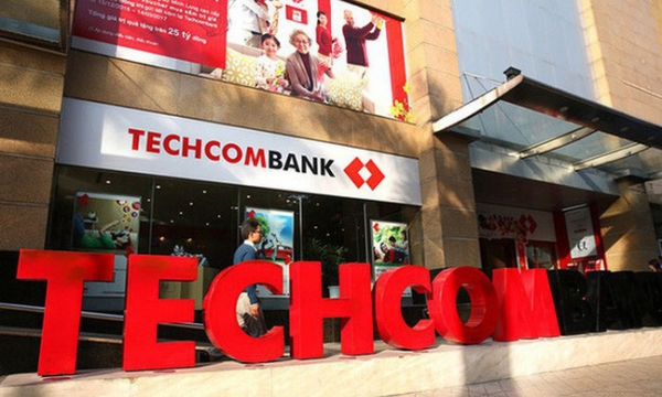 Phó TGĐ Techcombank đăng ký bán 400.000 cổ phiếu