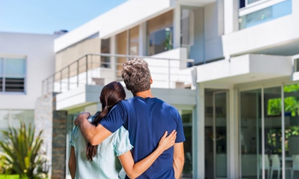Nên mua nhà xây sẵn hay mua đất rồi tự xây?