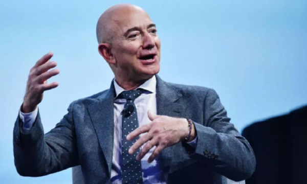 Jeff Bezos dẫn đầu danh sách 'người giàu nhất nước Mỹ' 3 năm liên tiếp